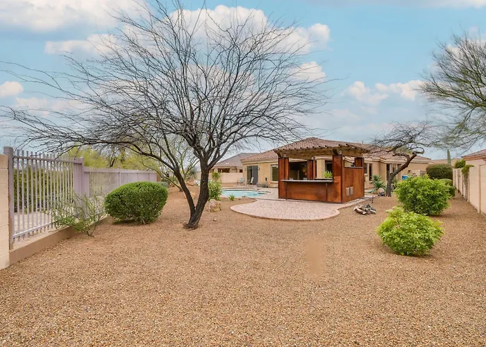 Luxe Couples Retreat W/ Pool & Outdoor Kitchen! Ferienhaus *